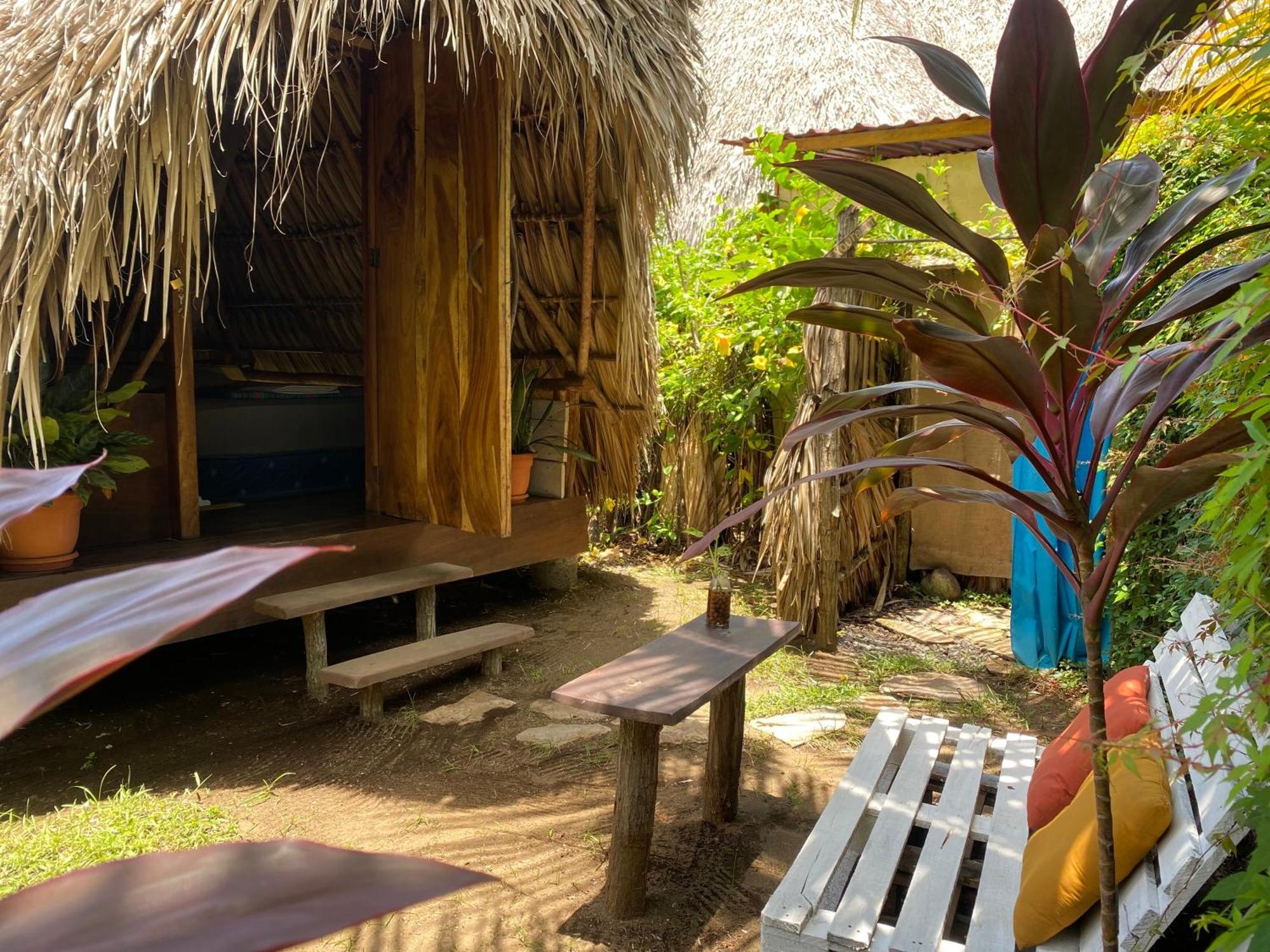 Calypso Cabanas El Paredón Buena Vista Esterno foto